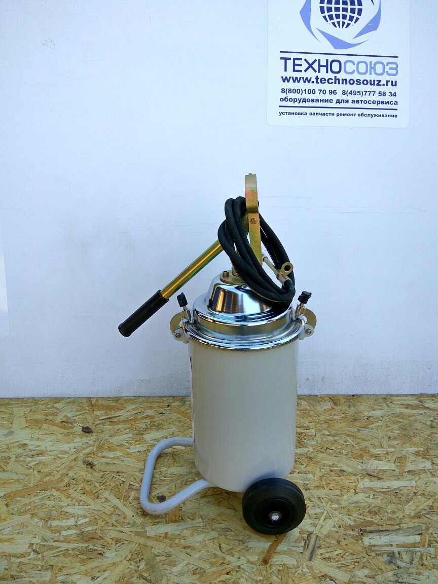 TS50300 Нагнетатель смазки ручной 13кг.